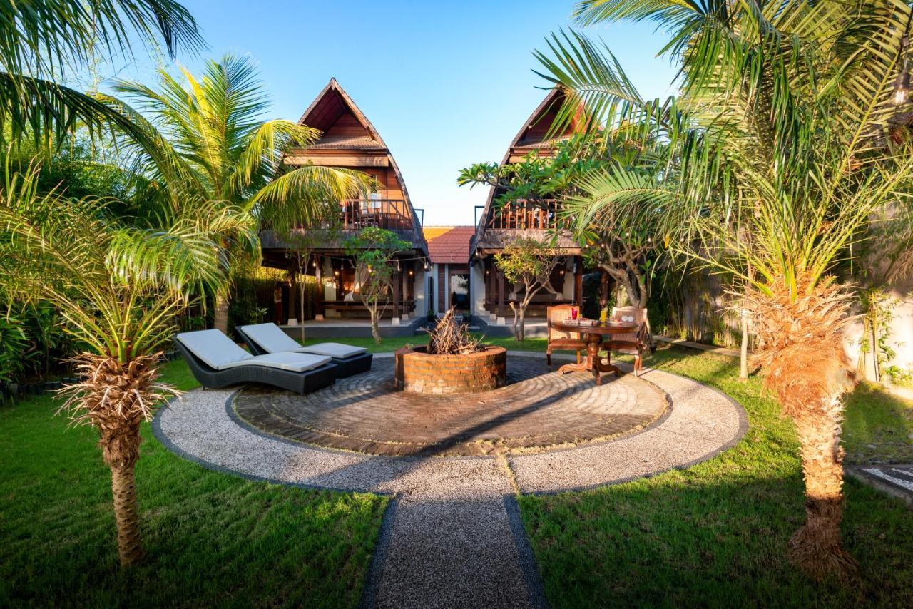 Melasti Beach Bungalows Amed Exteriör bild